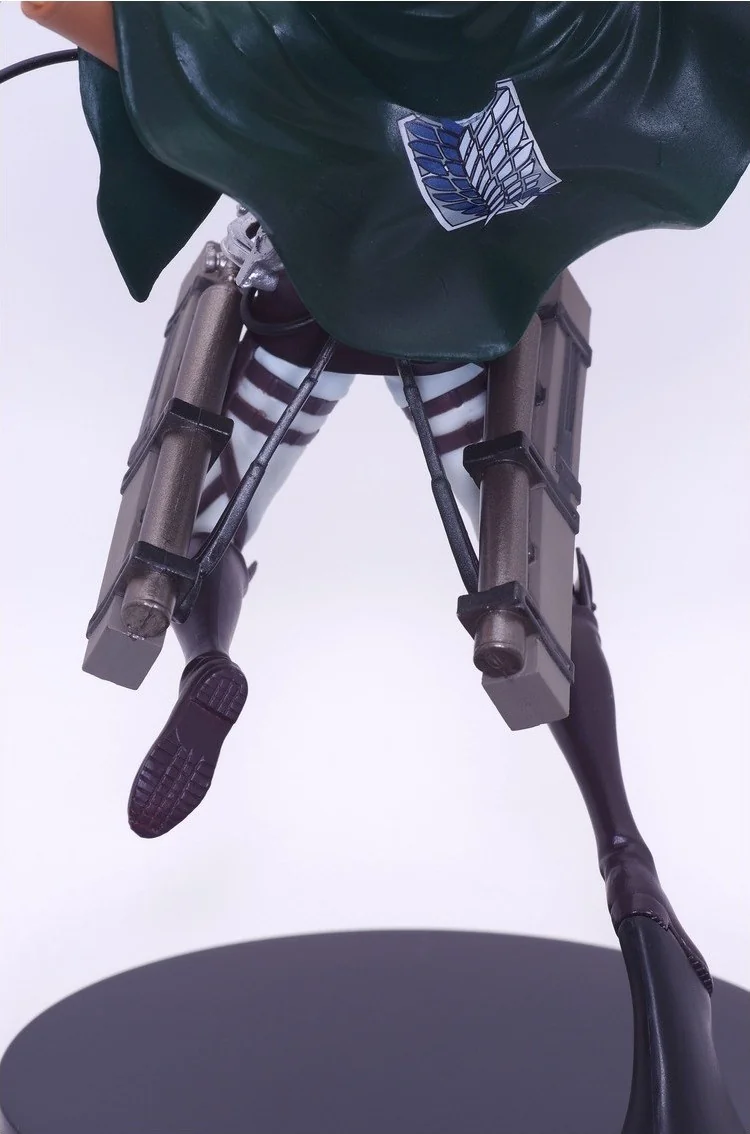 Figurine Hans Zoe  - L'ATTAQUE DES TITANS