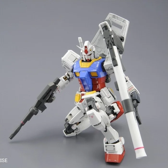 Gundam RX-78-2 MG  -  GUNDAM