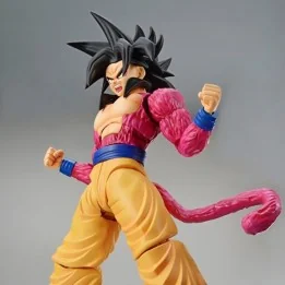 Figurine Goku SSJ4 Model Kit  -  DRAGON BALL Z