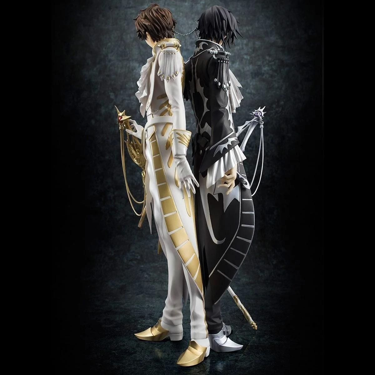Figurines Lelouch et Suzaku Clamp Works  - ARTICLES FIGURINES STOCK EPUISE