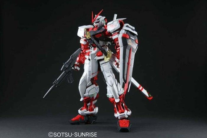 Gundam Astray Red Frame PG  -  GUNDAM