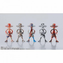 One Piece - Collection 10 figurines Luffy Archive of Adventure  -  ONE PIECE