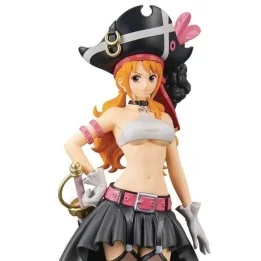 One Piece - Figurine Nami - Film Red  -  ONE PIECE