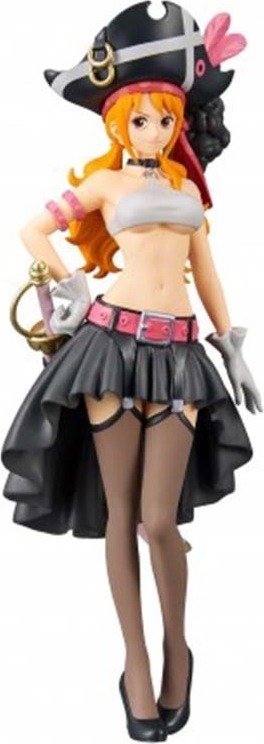 One Piece - Figurine Nami - Film Red  -  ONE PIECE
