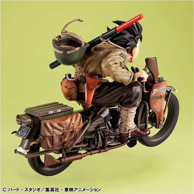 Dragon Ball Z - Figurine Son Goku & Bike - Desktop Real McCoy  -  DRAGON BALL Z