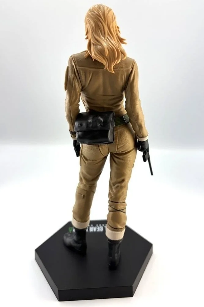 Metal Gear Solid: Snake Eater - Figurine Eva  - JEUX VIDEO