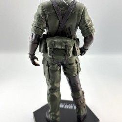 Metal Gear Solid: Snake Eater - Figurine Naked Snake  - JEUX VIDEO