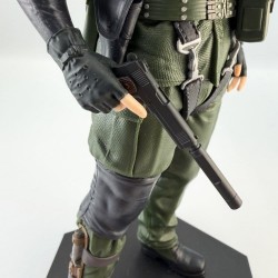 Metal Gear Solid: Snake Eater - Figurine Naked Snake  - JEUX VIDEO