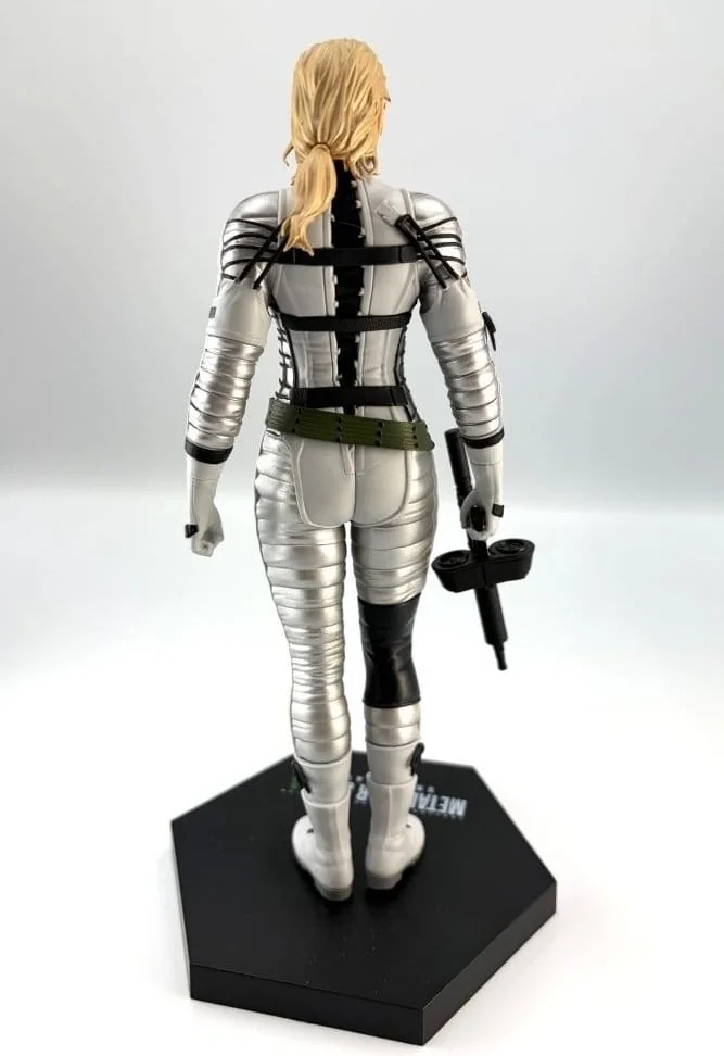 Metal Gear Solid: Snake Eater - Figurine The Boss  - JEUX VIDEO