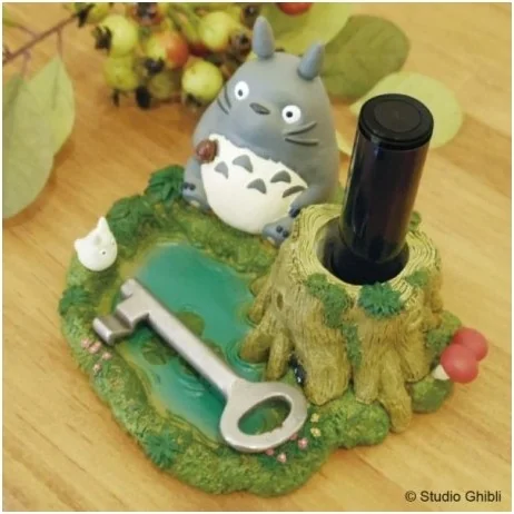 Mon Voisin Totoro - Figurine pot à crayon Totoro au bord de la marre  -  TOTORO - GHIBLI