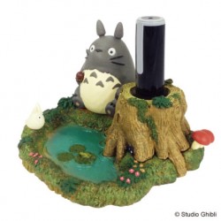 Mon Voisin Totoro - Figurine pot à crayon Totoro au bord de la marre  -  TOTORO - GHIBLI