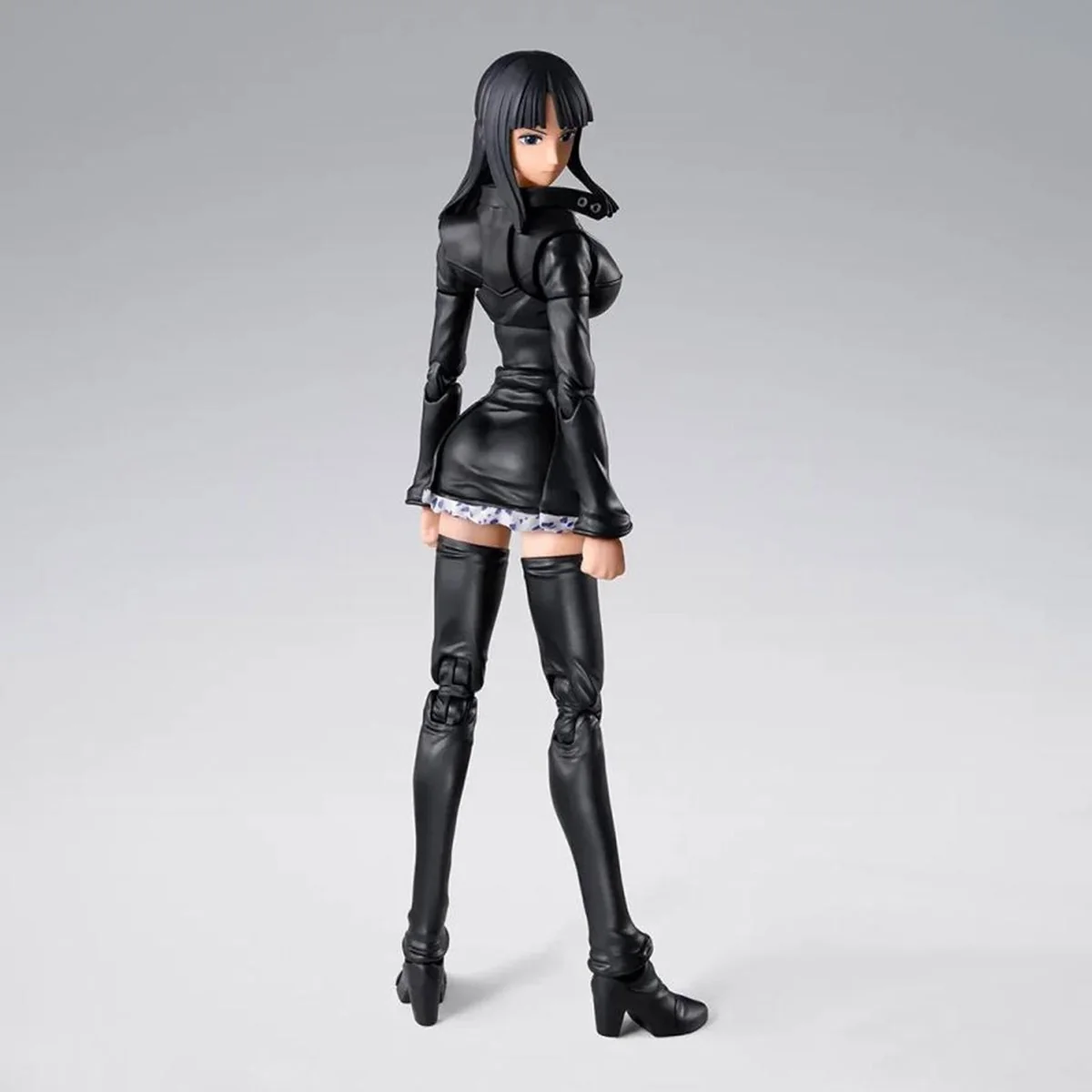 One Piece - Figurine Nico Robin Enies Lobby - S.H Figuarts  -  ONE PIECE